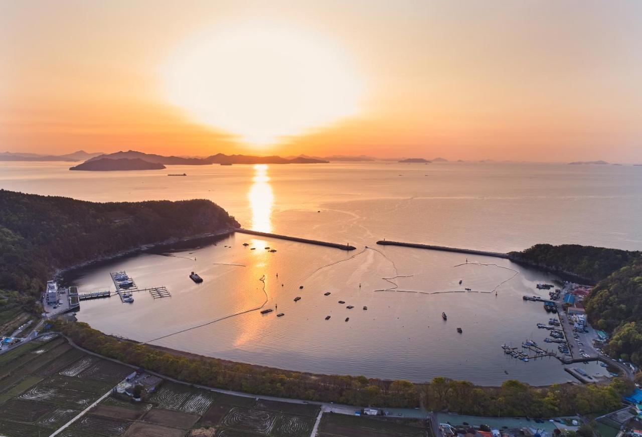 Herkules Namhae German Village Eksteriør bilde