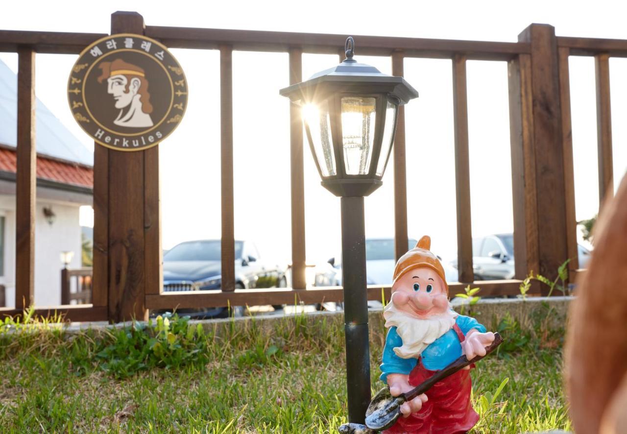 Herkules Namhae German Village Eksteriør bilde